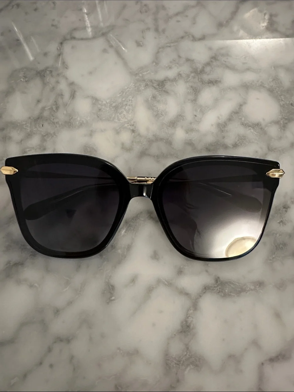 NEW Krewe Dede black gold sunglasses